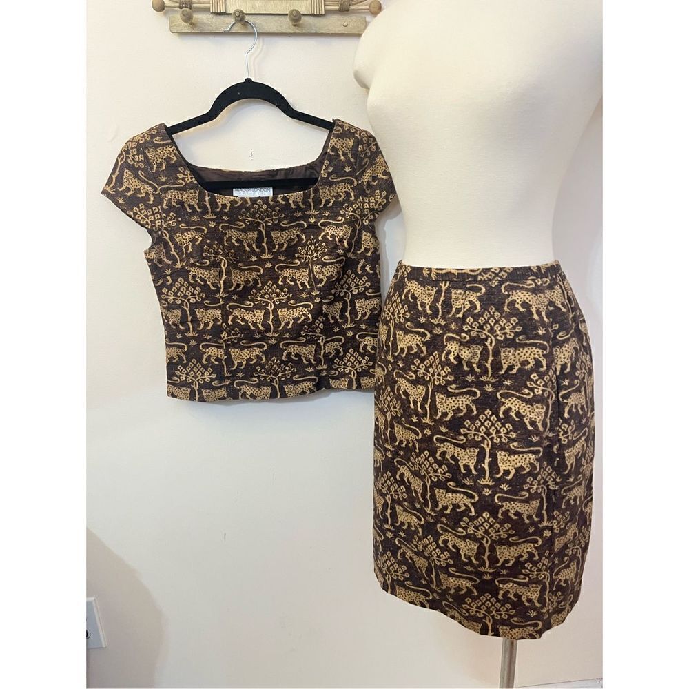 Maggy London Y2K  Jacquard Leopard Print skirt Set 4